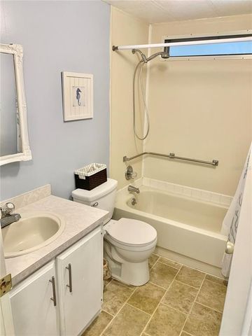 8518 NW 39TH CIRCLE, Gainesville, FL 32653