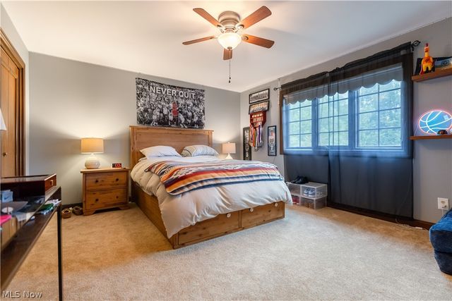 1280 Grenada Drive NE, Canton, OH 44714