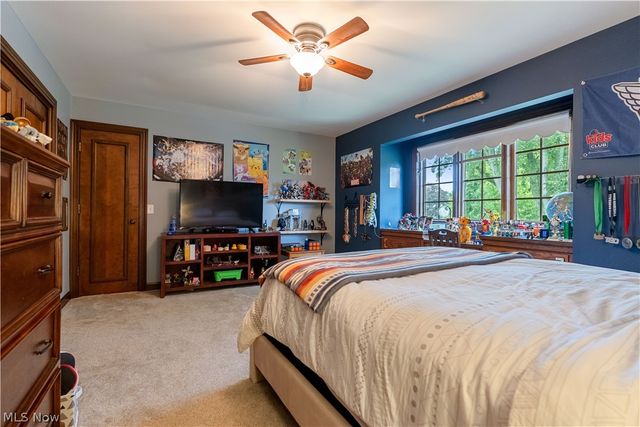 1280 Grenada Drive NE, Canton, OH 44714