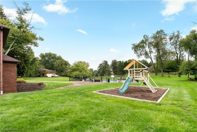 1280 Grenada Drive NE, Canton, OH 44714
