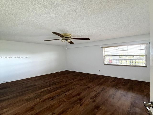 1400 SW 124th Terrace 402Q, Pembroke Pines, FL 33027