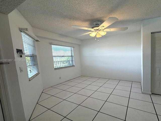 1400 SW 124th Terrace 402Q, Pembroke Pines, FL 33027