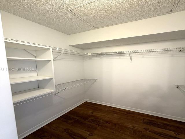1400 SW 124th Terrace 402Q, Pembroke Pines, FL 33027