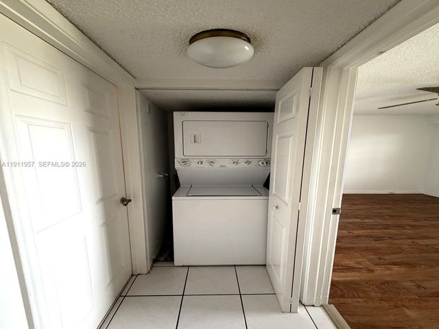 1400 SW 124th Terrace 402Q, Pembroke Pines, FL 33027