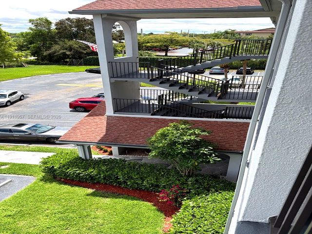 1400 SW 124th Terrace 402Q, Pembroke Pines, FL 33027