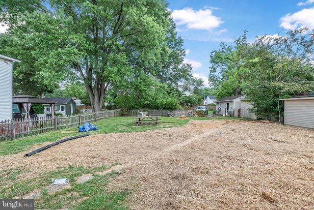 200 1/2 11TH ST, Laurel, MD 20707
