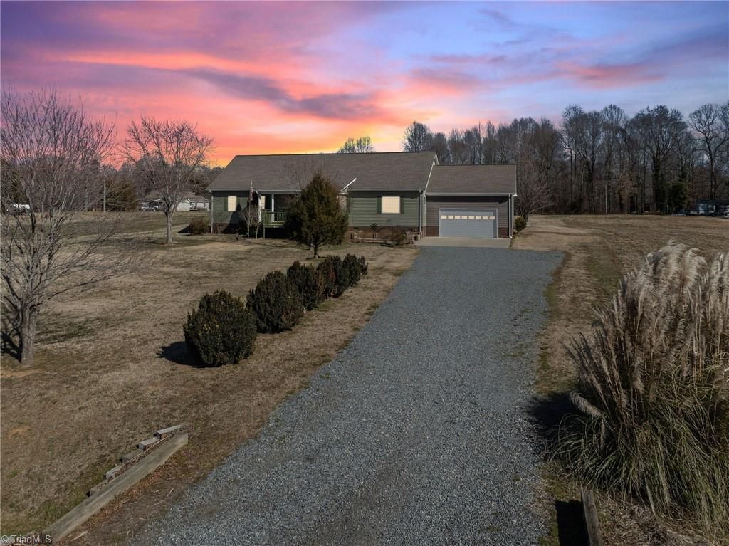 261 Nabors Road, Statesville, NC 28677