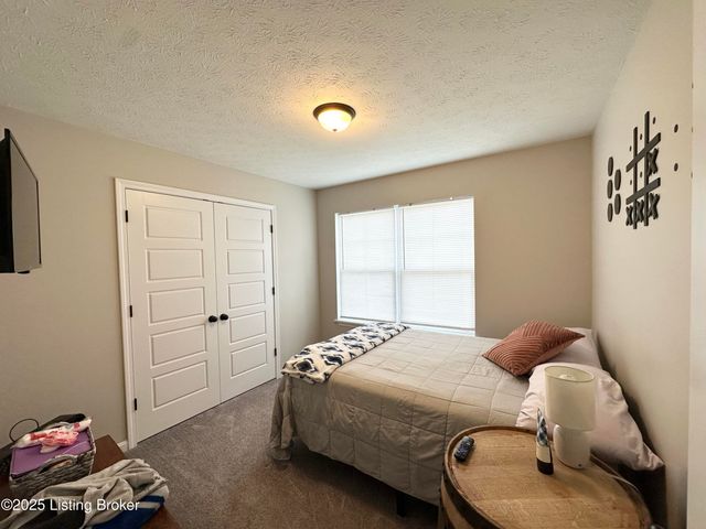 461 High St, New Haven, KY 40051