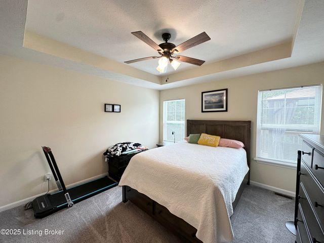 461 High St, New Haven, KY 40051