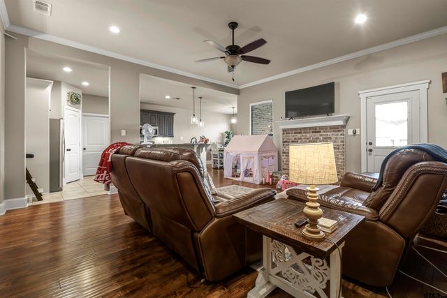 218 Bois D Arc Drive, Bullard, TX 75757