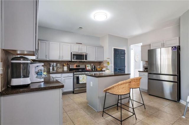 1565 Hedington Circle, Lawrenceville, GA 30045