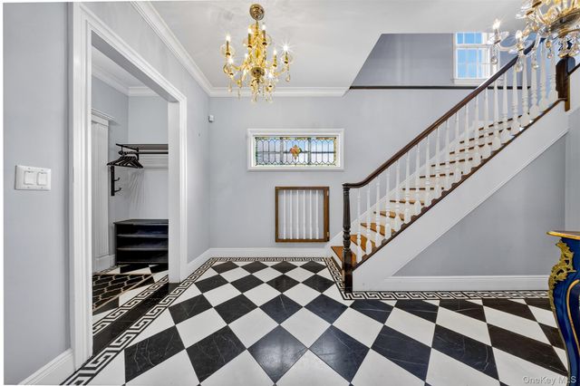 3215 Murray Lane, Flushing, NY 11354