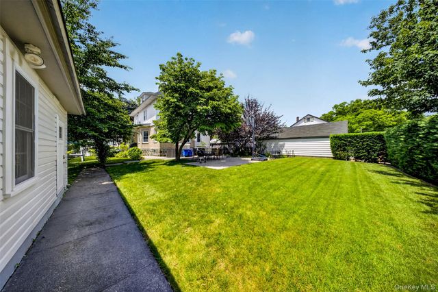 3215 Murray Lane, Flushing, NY 11354
