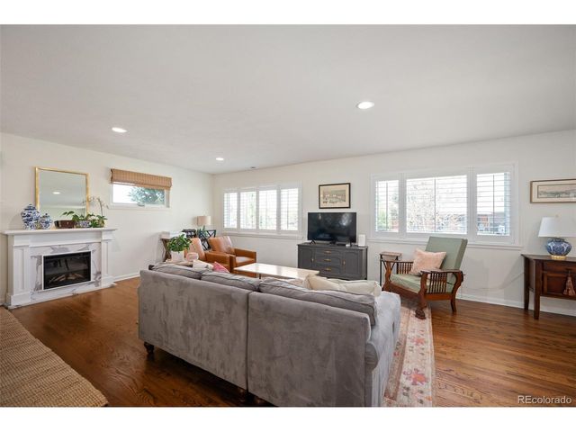 986 S Jersey St, Denver, CO 80224