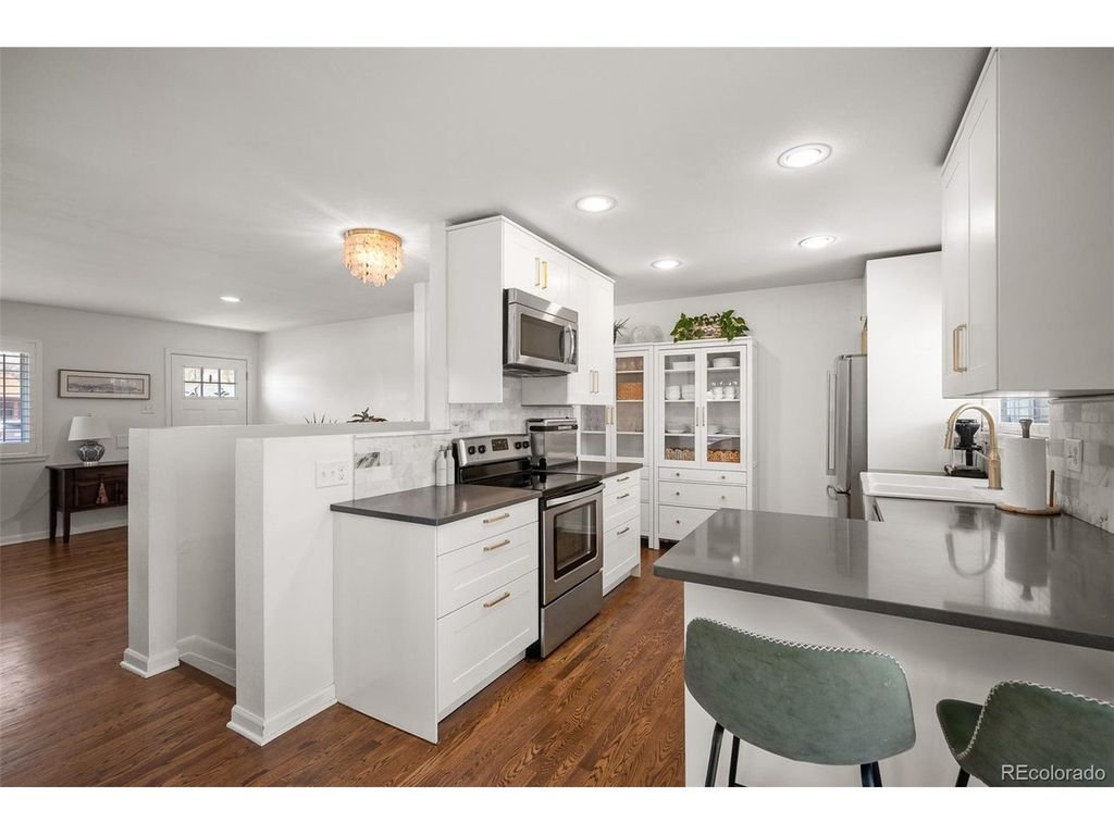 986 S Jersey St, Denver, CO 80224