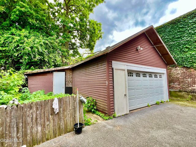 659 Crane Street, Schenectady, NY 12303