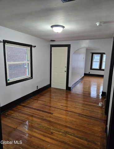 659 Crane Street, Schenectady, NY 12303