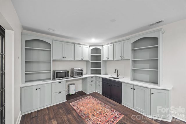 10545 Mount Holly Huntersville Road, Huntersville, NC 28078