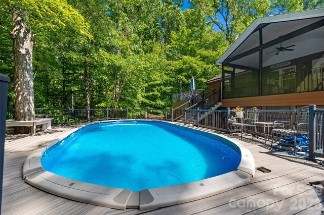 10545 Mount Holly Huntersville Road, Huntersville, NC 28078