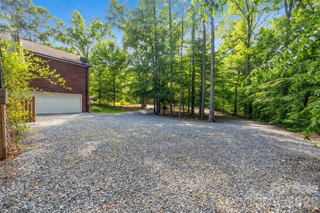 10545 Mount Holly Huntersville Road, Huntersville, NC 28078