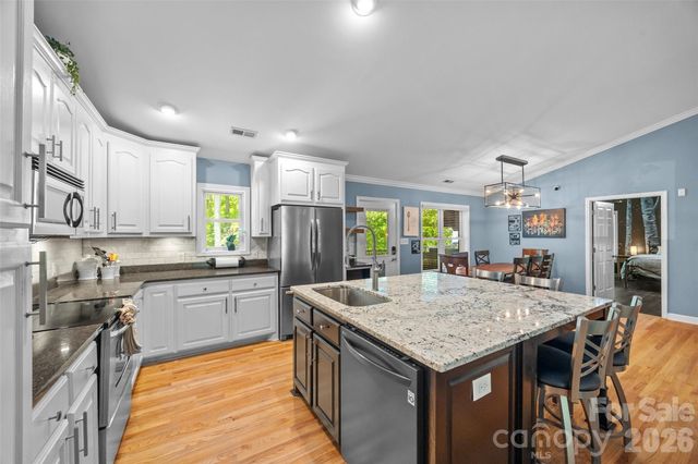 10545 Mount Holly Huntersville Road, Huntersville, NC 28078