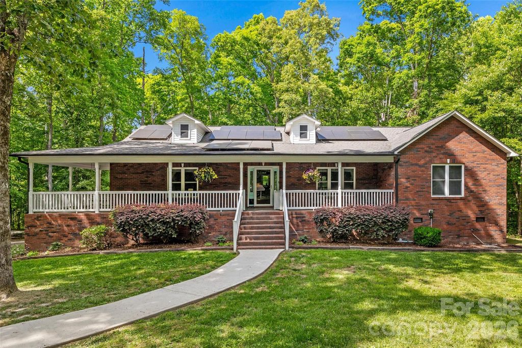 10545 Mount Holly Huntersville Road, Huntersville, NC 28078