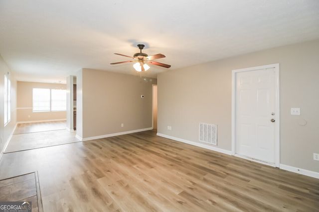 1642 Boxcar Place NE, Conyers, GA 30013