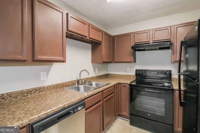 1642 Boxcar Place NE, Conyers, GA 30013