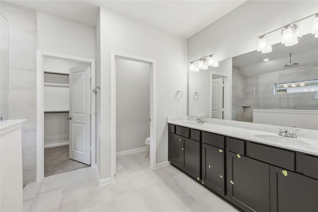 2902 River Juniper Lane, Crosby, TX 77532