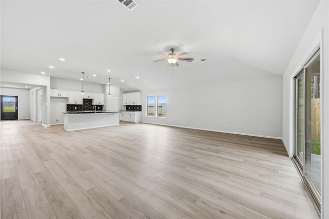 2902 River Juniper Lane, Crosby, TX 77532