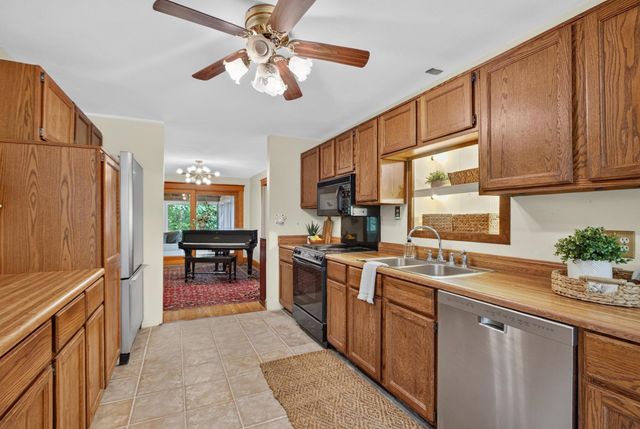 14 Pine Knoll Drive, Atkinson, NH 03811