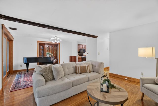 14 Pine Knoll Drive, Atkinson, NH 03811