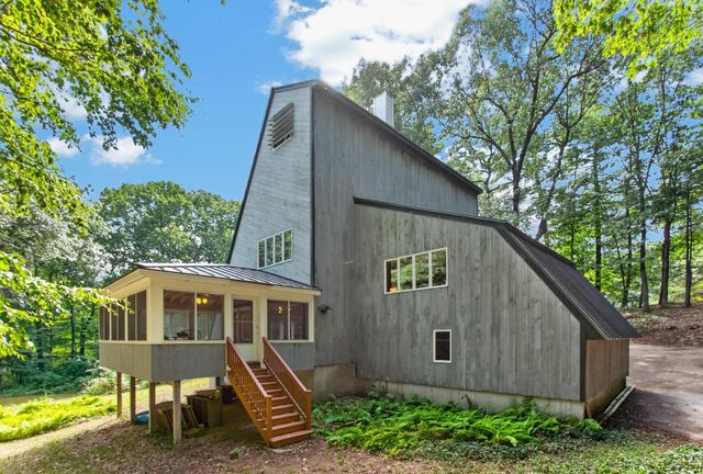 14 Pine Knoll Drive, Atkinson, NH 03811