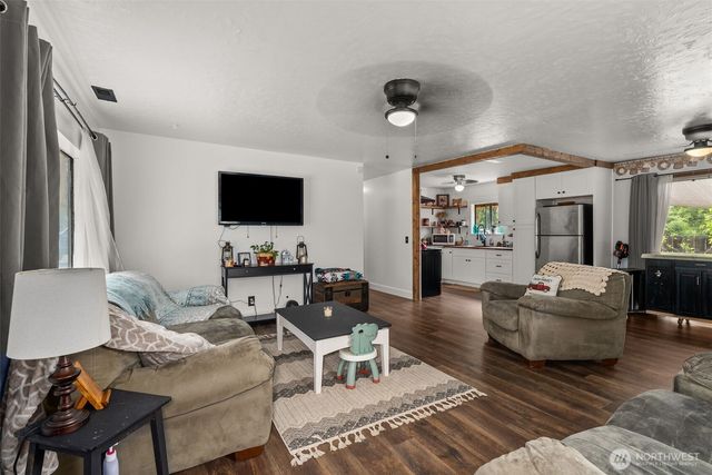 174 Skinner Road, Chehalis, WA 98532