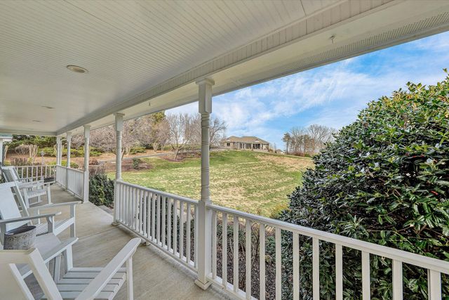 20 South Pointe LN, Moneta, VA 24121