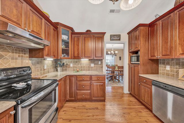 20 South Pointe LN, Moneta, VA 24121