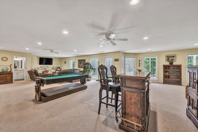 20 South Pointe LN, Moneta, VA 24121