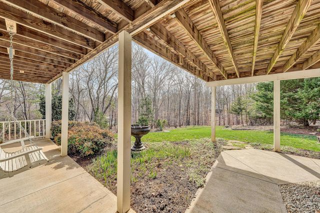 20 South Pointe LN, Moneta, VA 24121