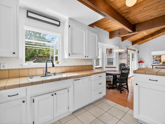 620 Sumner, Santa Cruz, CA 95062