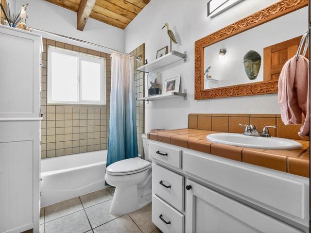 620 Sumner, Santa Cruz, CA 95062