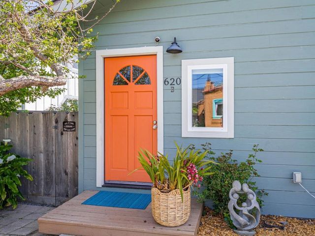 620 Sumner, Santa Cruz, CA 95062