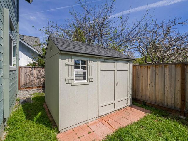 620 Sumner, Santa Cruz, CA 95062