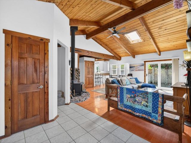 620 Sumner, Santa Cruz, CA 95062