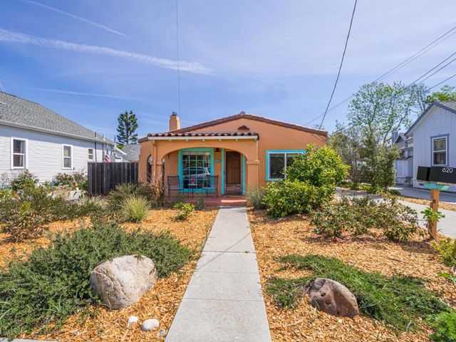 620 Sumner, Santa Cruz, CA 95062
