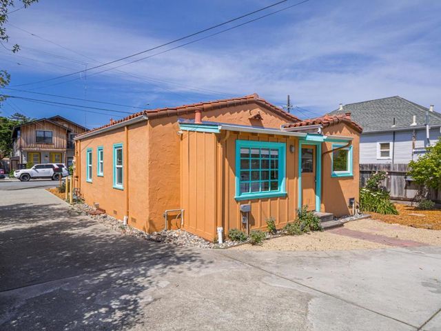 620 Sumner, Santa Cruz, CA 95062