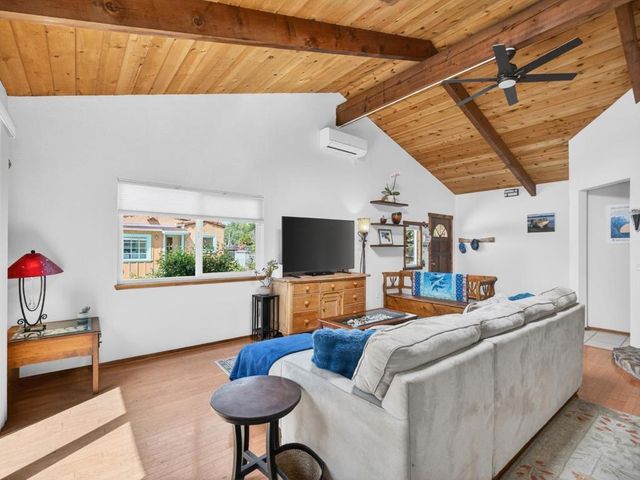 620 Sumner, Santa Cruz, CA 95062