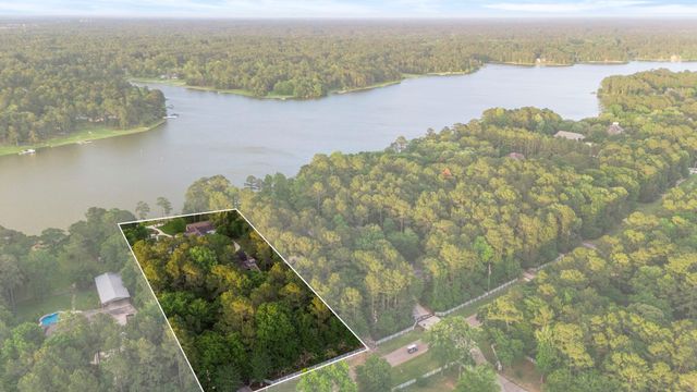 20002 Indigo Lake Drive, Magnolia, TX 77355