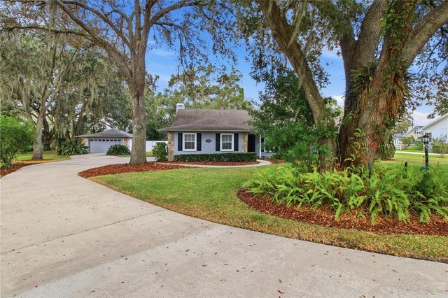 2535 SLEEPY HOLLOW LANE, Lakeland, FL 33810