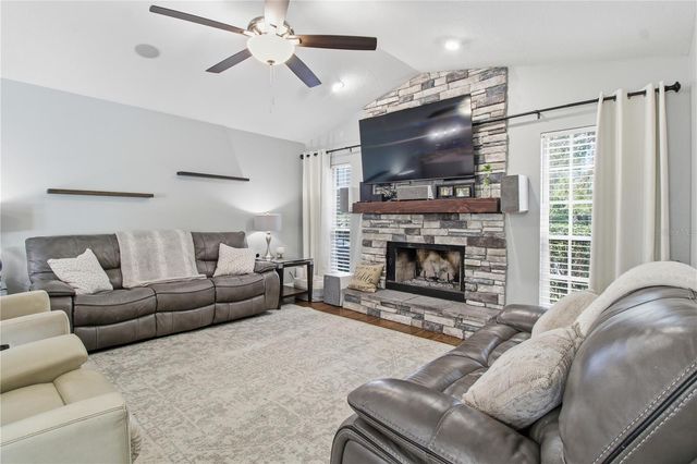 2535 SLEEPY HOLLOW LANE, Lakeland, FL 33810