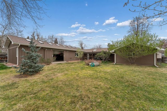 975 Flower Street, Lakewood, CO 80215